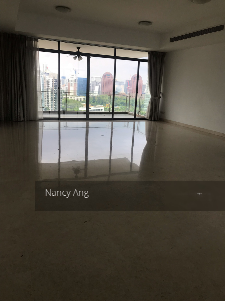 Latitude (D10), Condominium #199880432